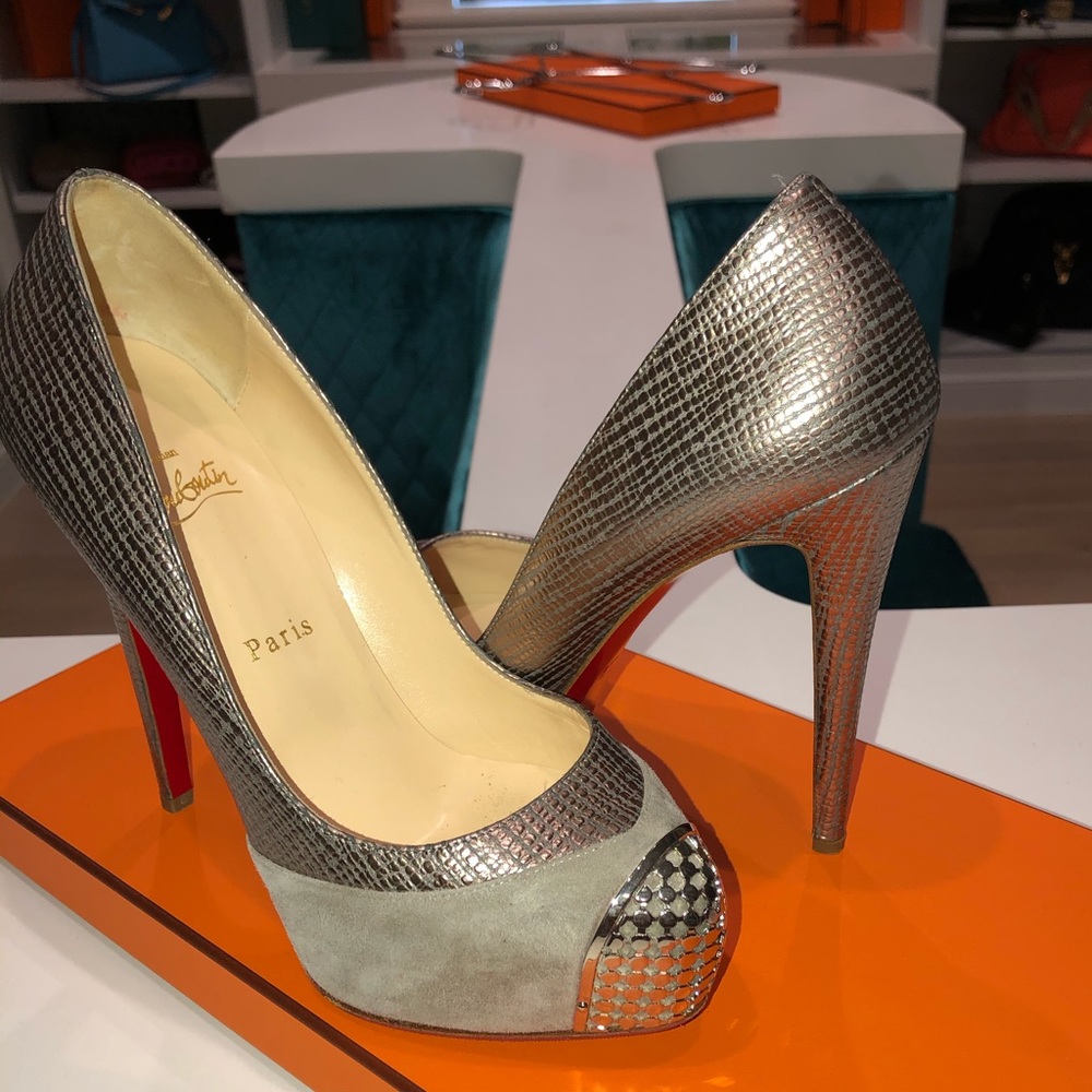 Christian Louboutin platform shoes sz 38.5